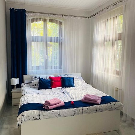Kaliny Apartamenty Wanny Z Hydromasazem ホジューフ エクステリア 写真