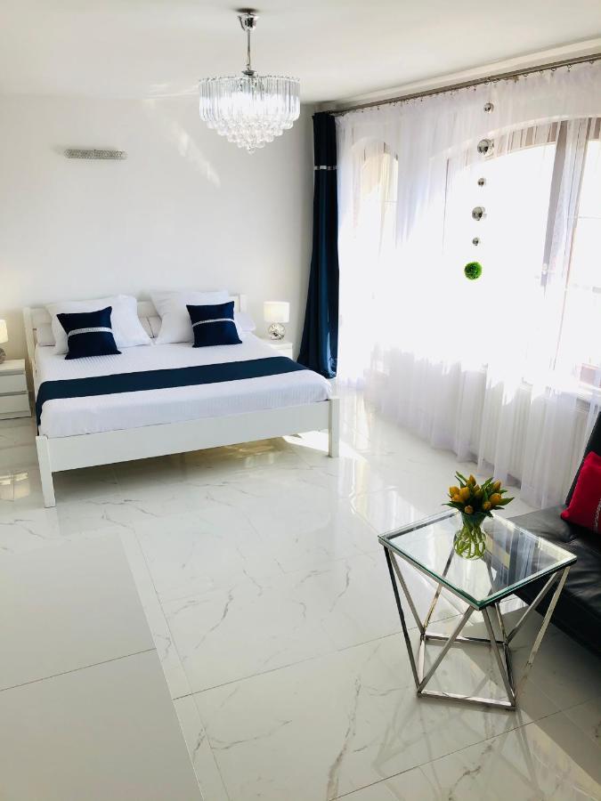 Kaliny Apartamenty Wanny Z Hydromasazem ホジューフ エクステリア 写真
