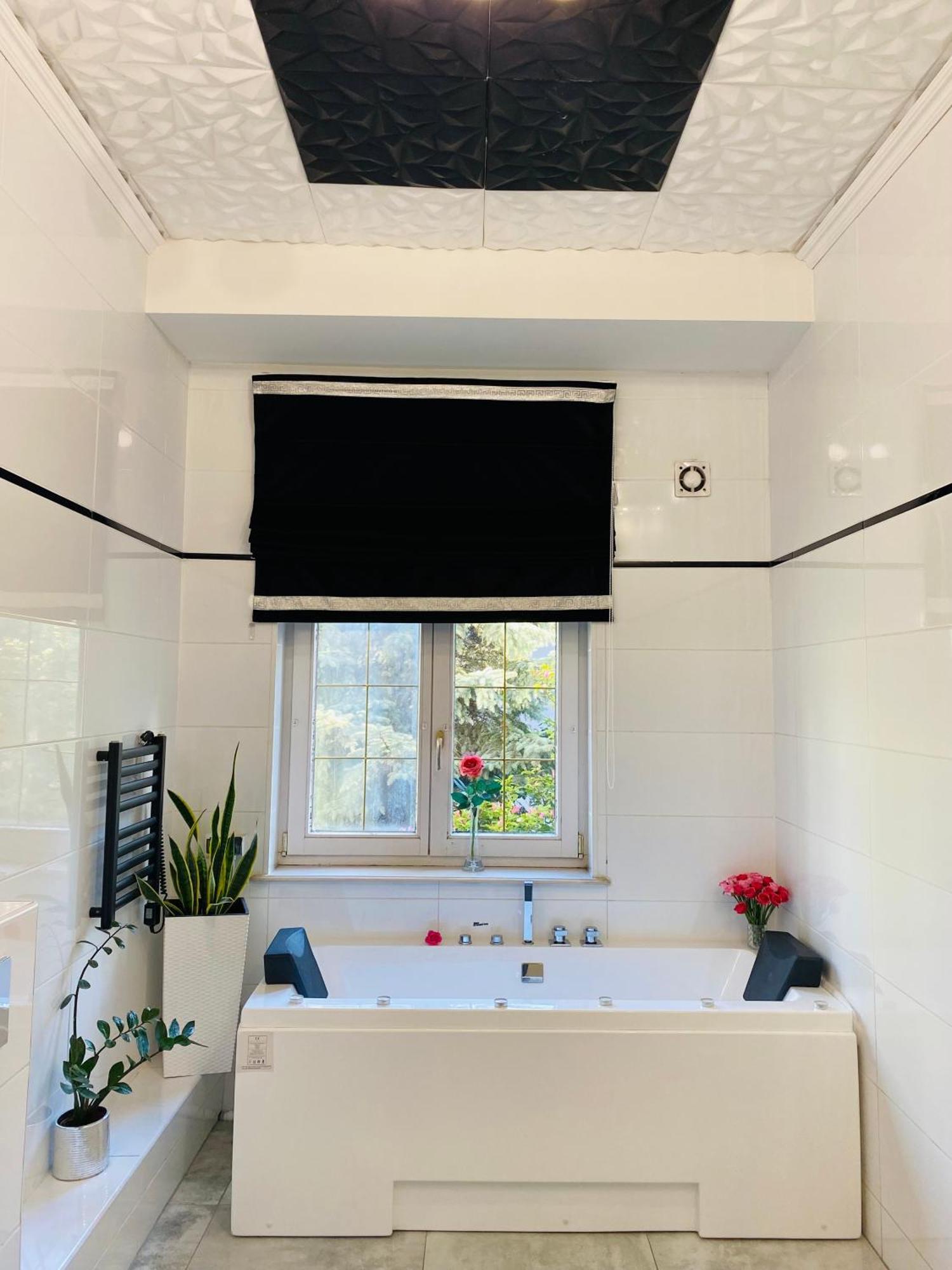 Kaliny Apartamenty Wanny Z Hydromasazem ホジューフ エクステリア 写真