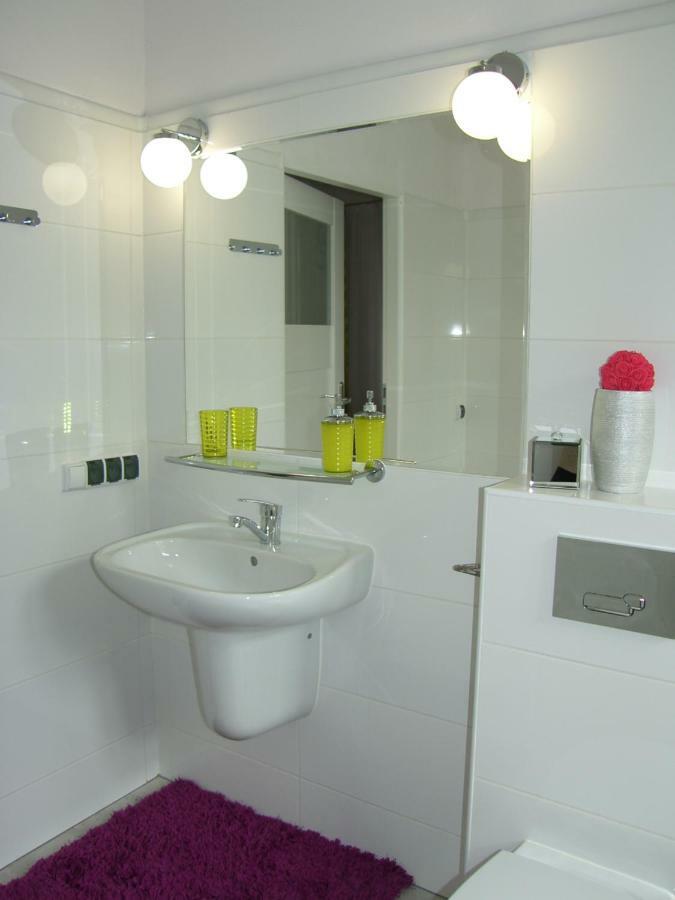 Kaliny Apartamenty Wanny Z Hydromasazem ホジューフ エクステリア 写真